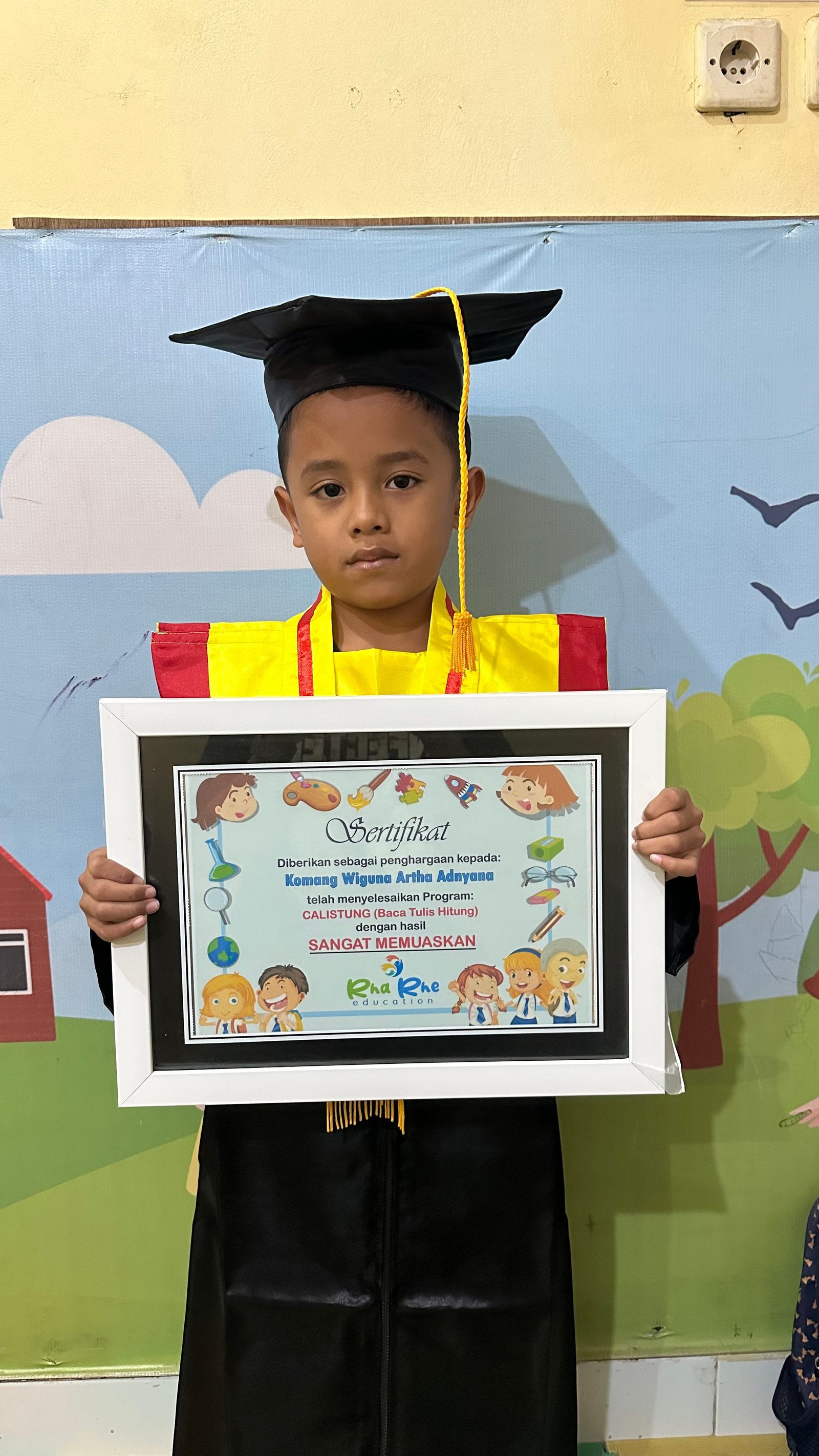 Suasana belajar di RHARHE EDUCATION