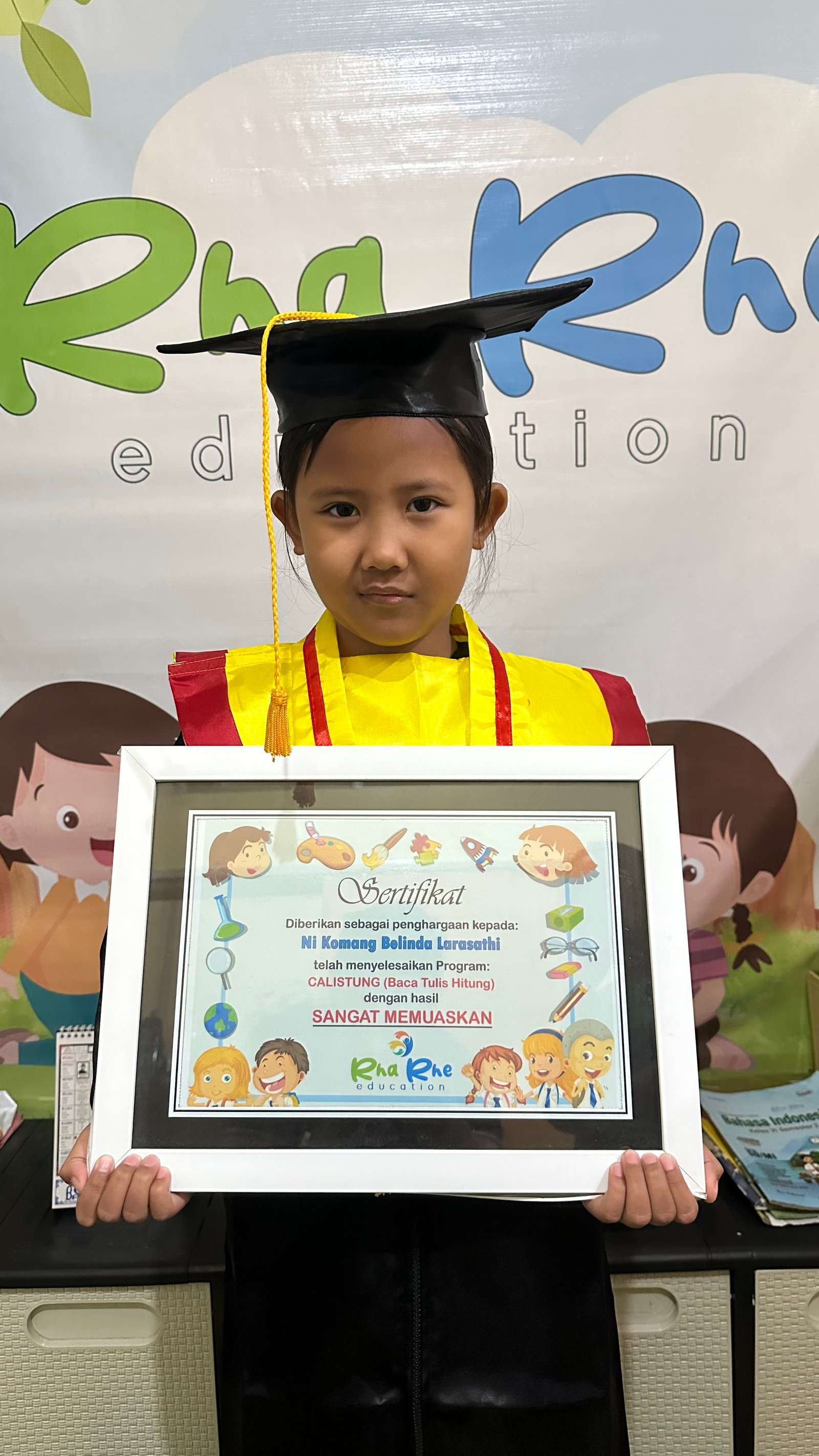 Suasana belajar di RHARHE EDUCATION