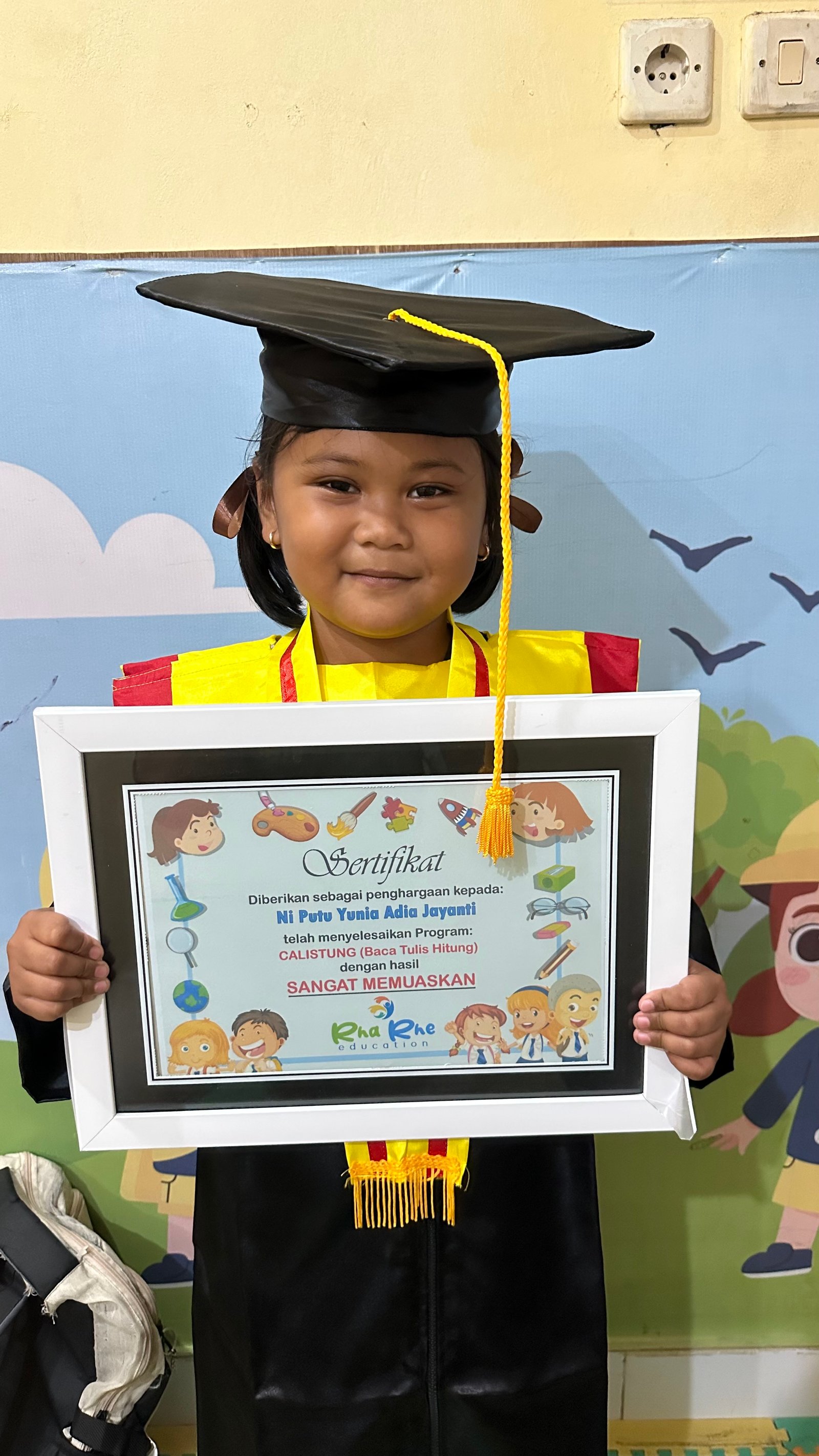 Suasana belajar di RHARHE EDUCATION